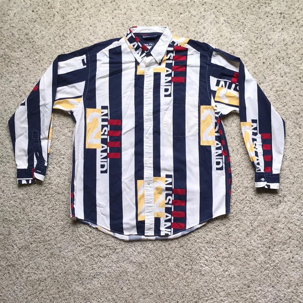 👕 Vintage Nautica Button Down Shirt!